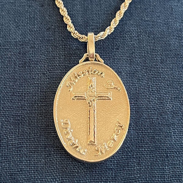 Amici Christi Medal